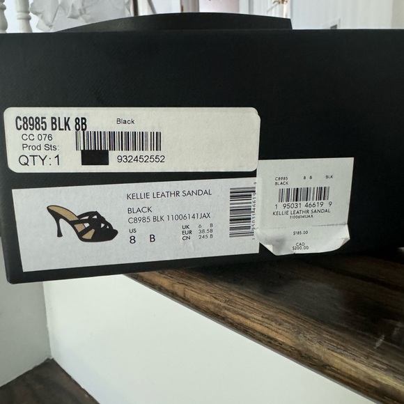 Coach Kellie leather Sandal -Mules
*BRAND NEW NEVER WORN* with box - Picture 7 of 7